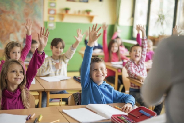 Frisse scholen: koelen, verwarmen en ventileren, alles in één systeem