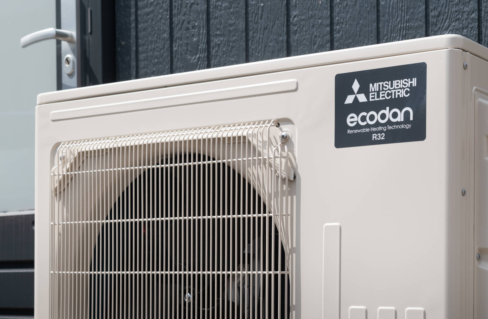 Mitsubishi_electric_Ecodan_SUZ-SWM60_VA2_buitendeel-0005.jpg Mitsubishi_electric_Ecodan_SUZ-SWM60_VA2_buitendeel-0005.jpg