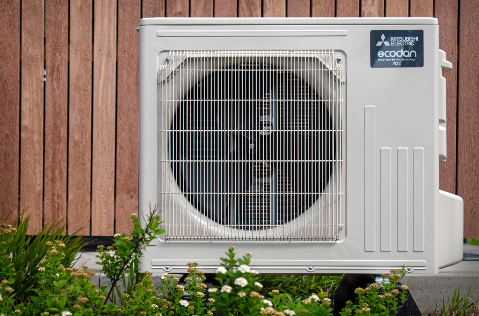 Mitsubishi_electric_Ecodan_SUZ-SWM60_VA2_buitendeel-0008.jpg Mitsubishi_electric_Ecodan_SUZ-SWM60_VA2_buitendeel-0008.jpg