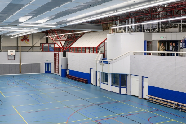 Warmtepompen maken sporthal Almere Buiten klaar voor aardgasvrije toekomst 