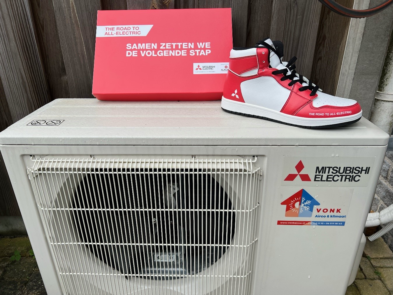 Aspect_ICT_alklima_sneakers.jpg Aspect_ICT_alklima_sneakers.jpg